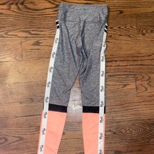Victoria’s Secret pink workout leggings